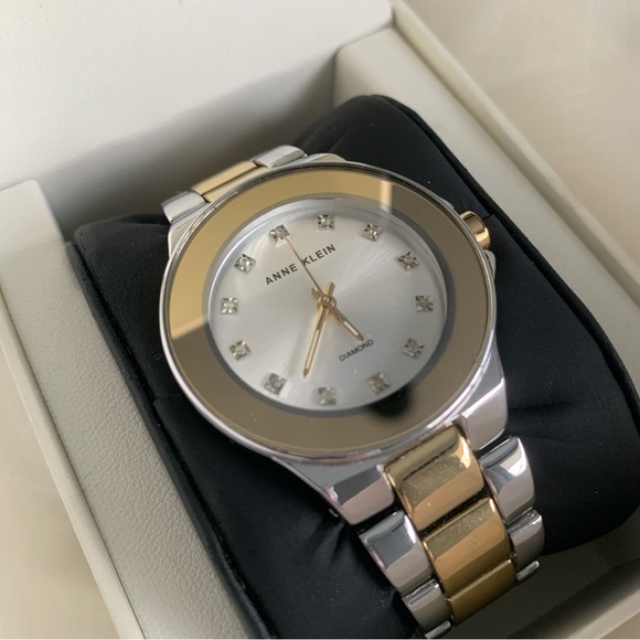 Anne Klein Watch - Picture 3 of 5